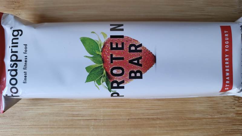 foodspring Protein bar Strawberry yogurt
