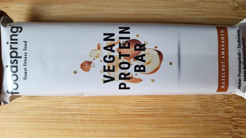 foodspring Vegan protein bar Hazelnut amaranth