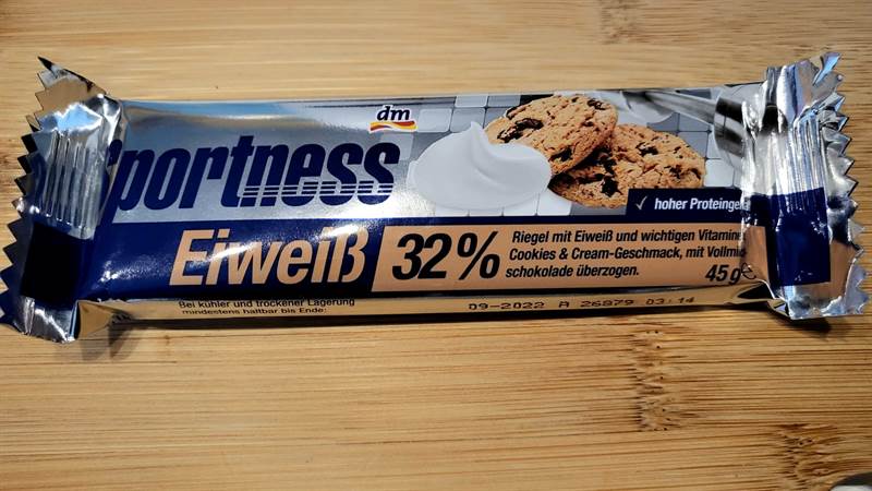 dm Sportness Eiweiß 32% Cookies & Cream