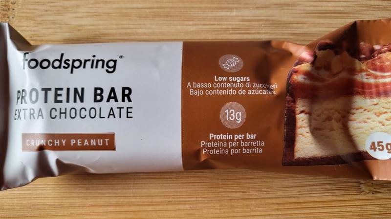 foodspring Protein Bar Extra Chocolate Crunchy Peanut