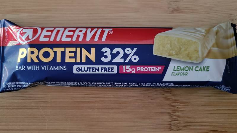 Enervit Protein 32% bar with vitamins Lemon cake ricoperta di cioccolato bianco