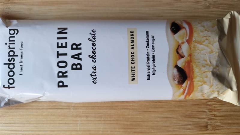 foodspring Protein Bar White Choc Almond